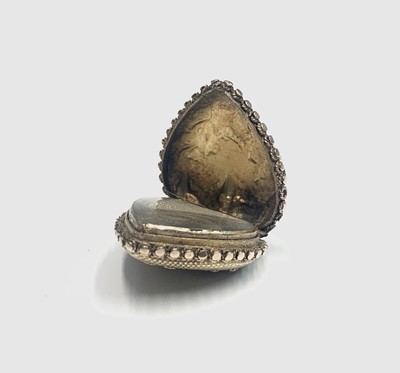 Lot 328 - An early to mid 19th-century gold,...