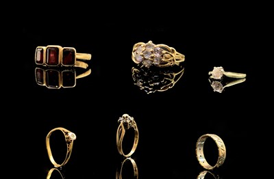 Lot 342 - Six 9ct gold stone set rings 13.1gm