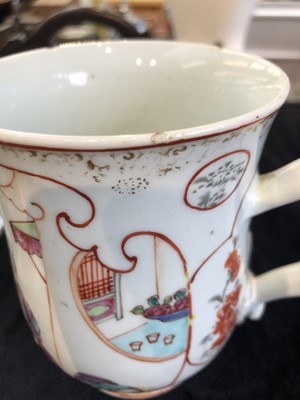 Lot 24 - A Chinese famille rose export porcelain mug,...