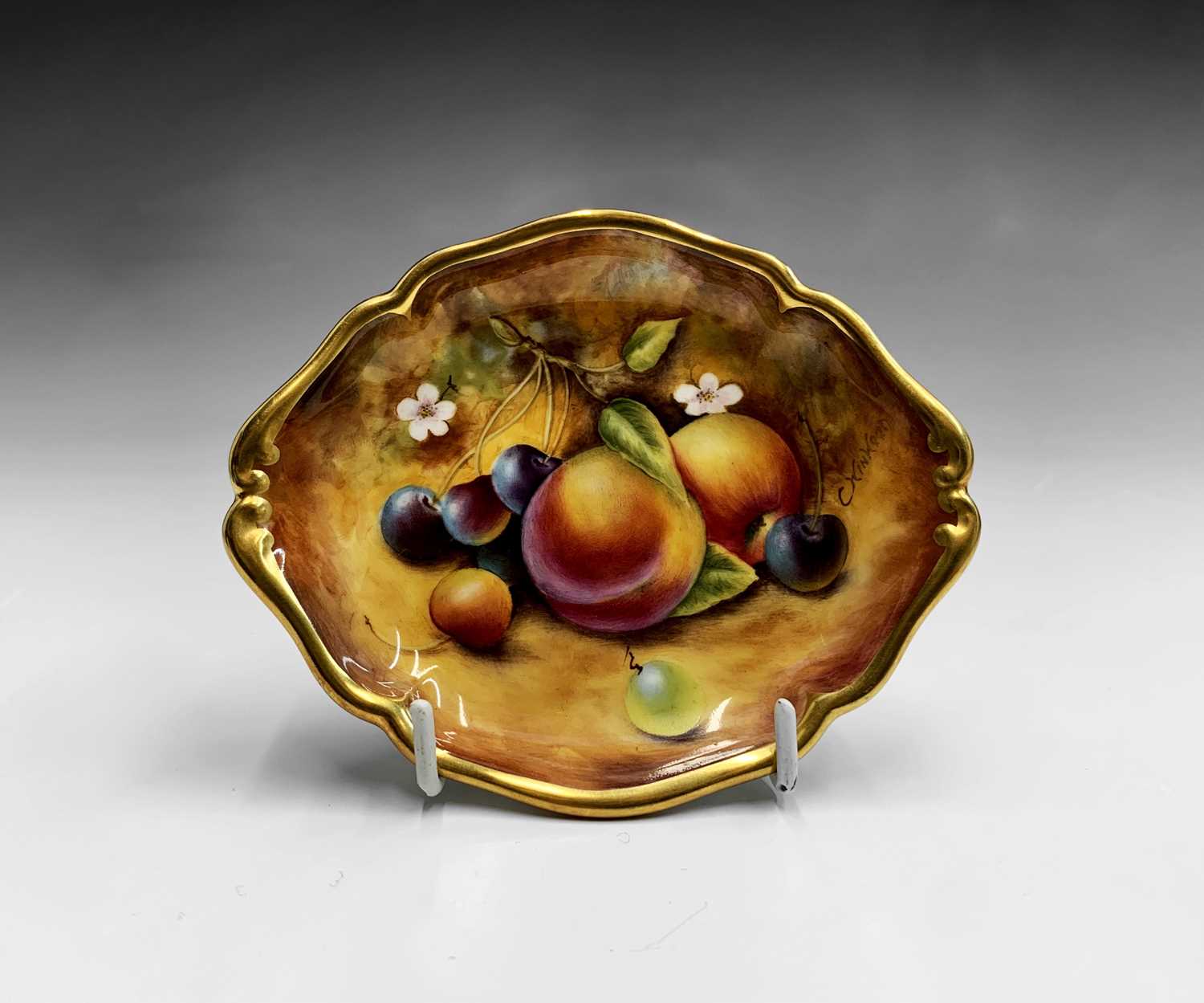 Lot 806 - A Royal Worcester fruit painted small dish,...