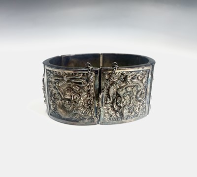 Lot 467 - An Indian silver bracelet with six panels of...