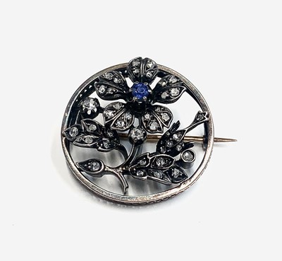 Lot 328 - A 19th-century French circle brooch with a...