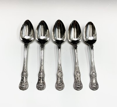 Lot 92 - Five Dublin Kings Pattern crested tablespoons...