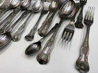 Lot 165 - A Kings Pattern harlequin canteen of top...