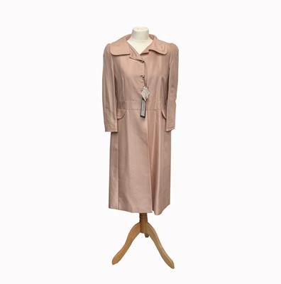 Lot 2817 - A Max Mara 'Collezione Pianoforte' pale pink...