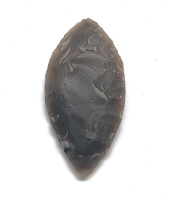 Lot 430 - Fine leaf shaped Neolithic arrow head flint,...