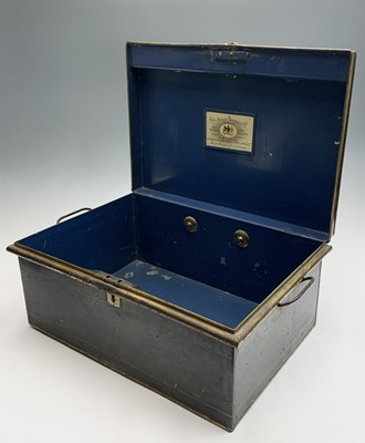 Lot 189 - An Edwardian lacquered tin gown box, with...