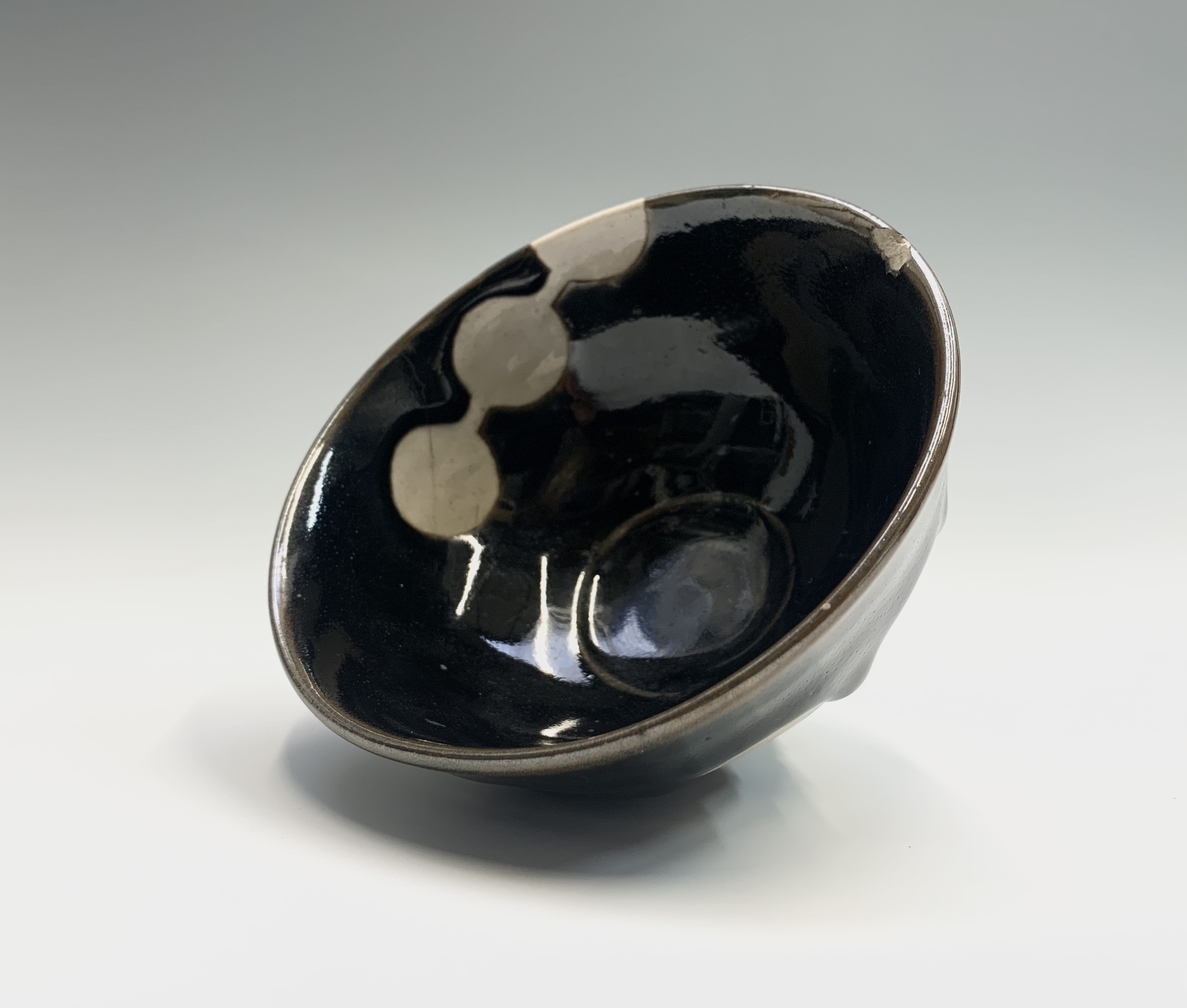 Lot 97 A Japanese Kyoto pottery bowl, mid 19th