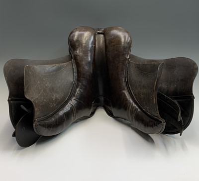 Lot 257 - A Lovatt & Ricketts children's saddle, seat 15"...