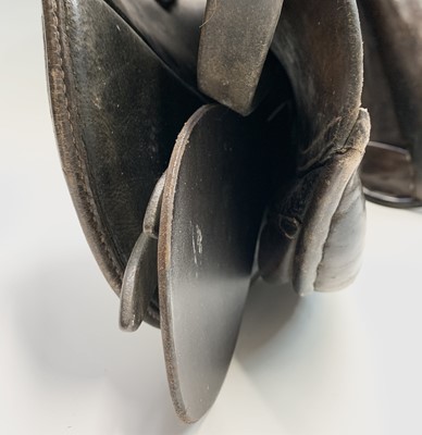Lot 257 - A Lovatt & Ricketts children's saddle, seat 15"...