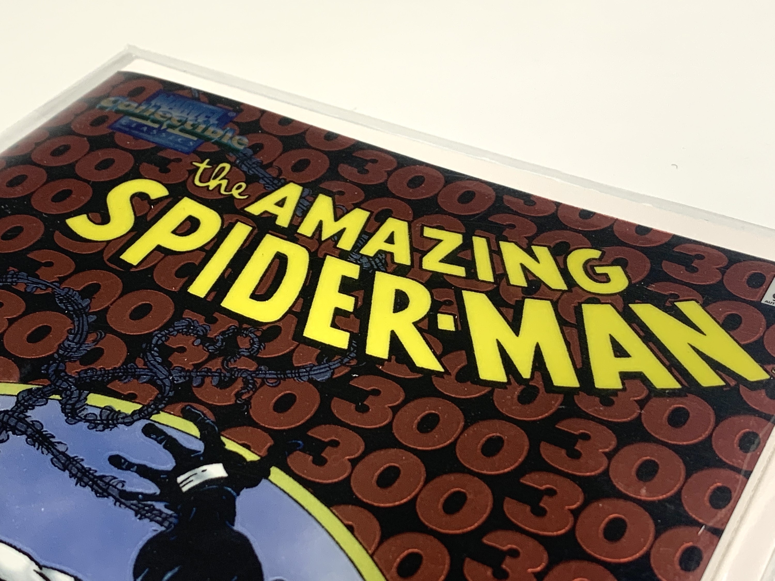 Lot 153 Marvel Collectible Classics, The Amazing