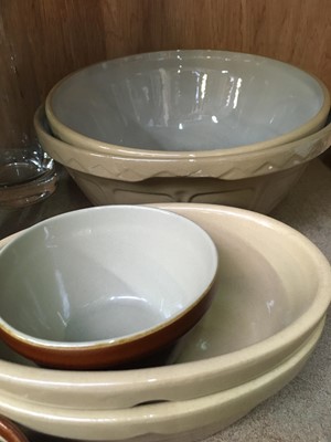 Lot 31 - Two Mason and Cash cane mixing bowls, two...