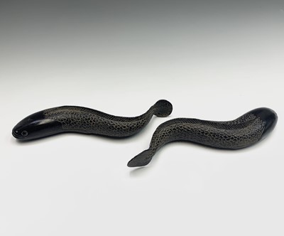 Lot 177 - A pair of Chinese bronze models of fish,...