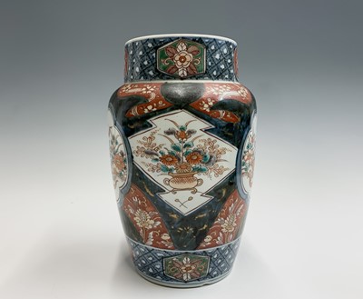 Lot 1003 - An Imari vase, late 19th century, typically...