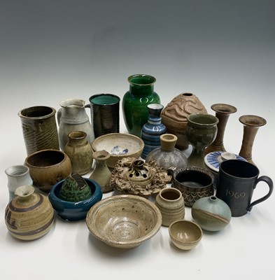 Lot 993 - A collection of studio pottery (a box).