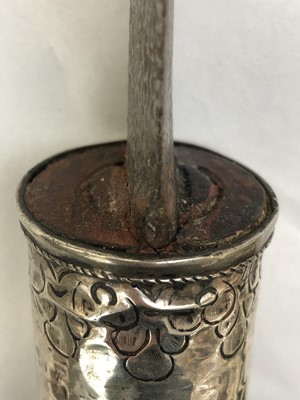Lot 1055 - A Burmese dha sword, 19th century, the black...
