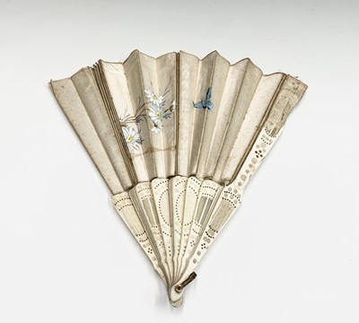 Lot 197 - A Chinese painted silk fan and ivory fan,...