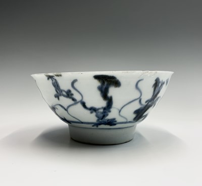 Lot 198 - A Chinese Tek Sing Cargo porcelain bowl, circa...