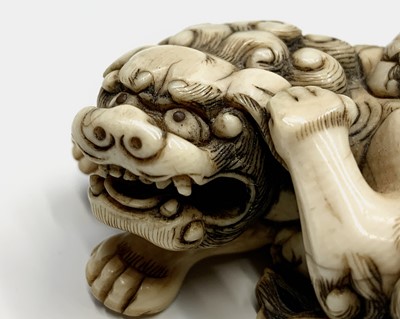 Lot 36 - A Japanese ivory netsuke, 18th century, Kyoto...