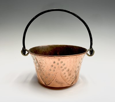 Lot 338 - A quantity of copperware, including a...