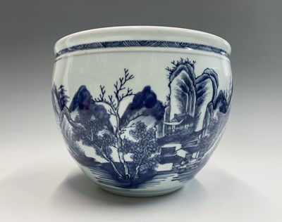 Lot 30 - A Chinese blue and white porcelain jardiniere,...