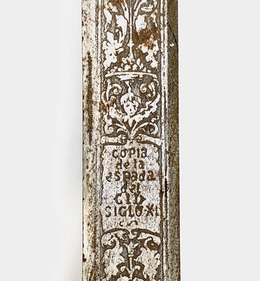 Lot 481 - A decorative Spanish Toledo sword, with...