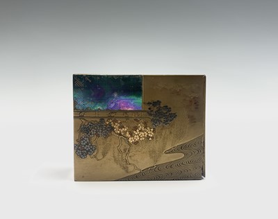 Lot 242 - A Japanese gold lacquer kobako, Meiji Period,...