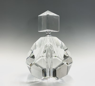 Lot 1084 - A large crystal perfume bottle. Height 20cm.