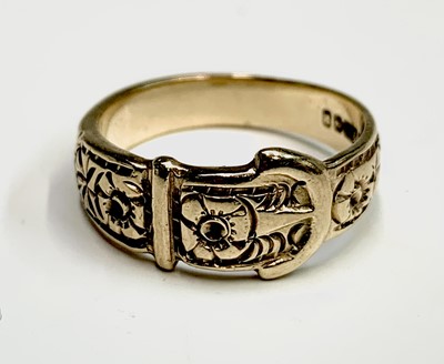 Lot 100 - A Victorian 9ct rose-gold nonagonal band each...