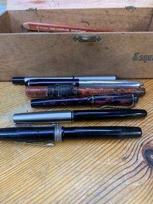 Lot 45 - Parker fountain pen, various pens,...