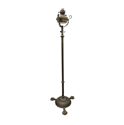 Lot 590 - A Victorian telescopic brass standard oil lamp,...