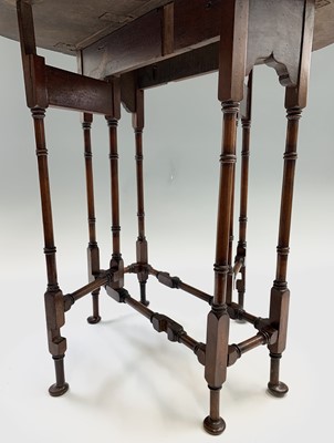 Lot 3167 - A small Georgian mahogany spider leg table,...