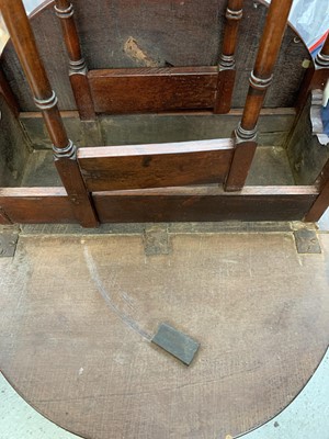 Lot 3167 - A small Georgian mahogany spider leg table,...