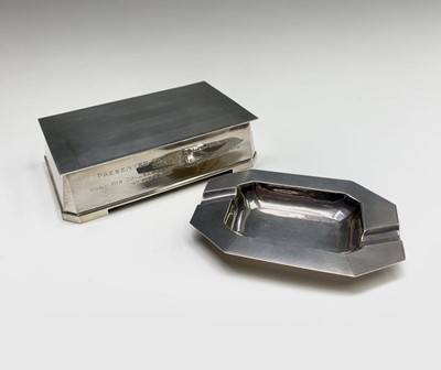 Lot 1075 - A silver Armada dish, a silver cigarette case...