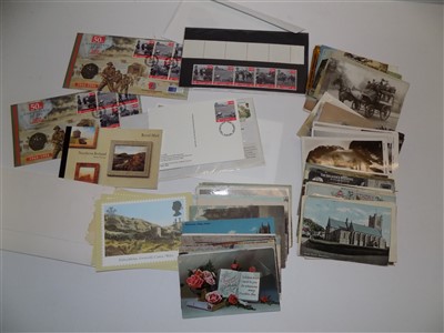Lot 89 - Approximately one hundred postcards, together...