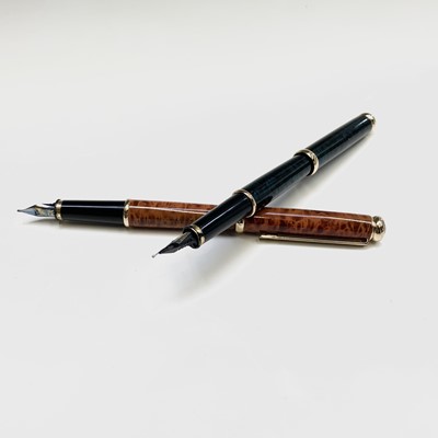 Lot 1129 - A collection of 17 Colibri pens