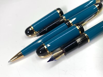 Lot 1139 - A turquoise Waterman Phileas fountain pen,...