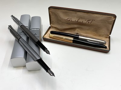 Lot 1148 - A Forrest Green Parker 51 fountain pen, gold...