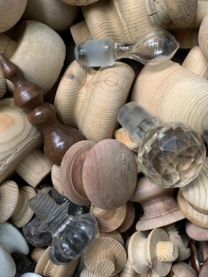 Lot 268 - A collection of numerous ceramic, wooden and...