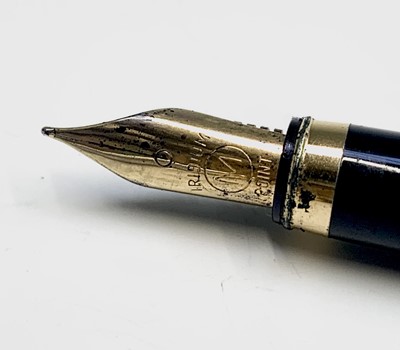 Lot 1183 - 10 L'Plume fountain pens