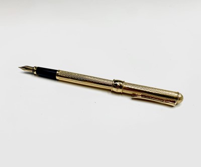 Lot 1183 - 10 L'Plume fountain pens