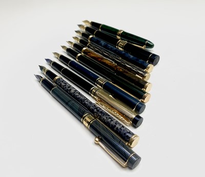 Lot 1184 - 10 L'Plume fountain pens