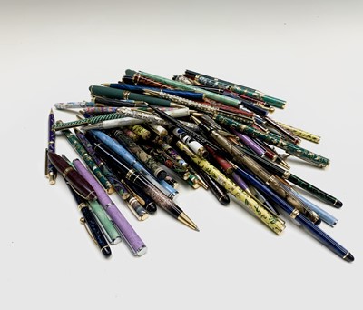 Lot 1189 - Various pens including one silver cased...