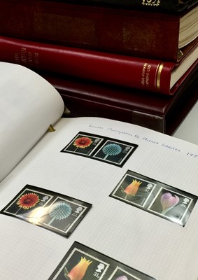Lot 344 - Great Britain. Collection in 6 albums 1950s to...