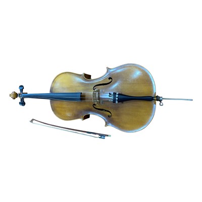 Lot 116 - A 20th century half size cello, bearing...