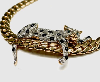 Lot 304 - A panther necklace, a panther brooch and pair...
