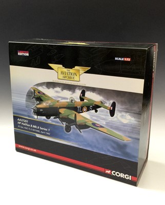 Lot 633 - Corgi Aviation Archive Die Cast Second World...