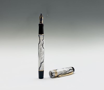 Lot 1190 - A Parker Duofold black and pearl fountain pen...