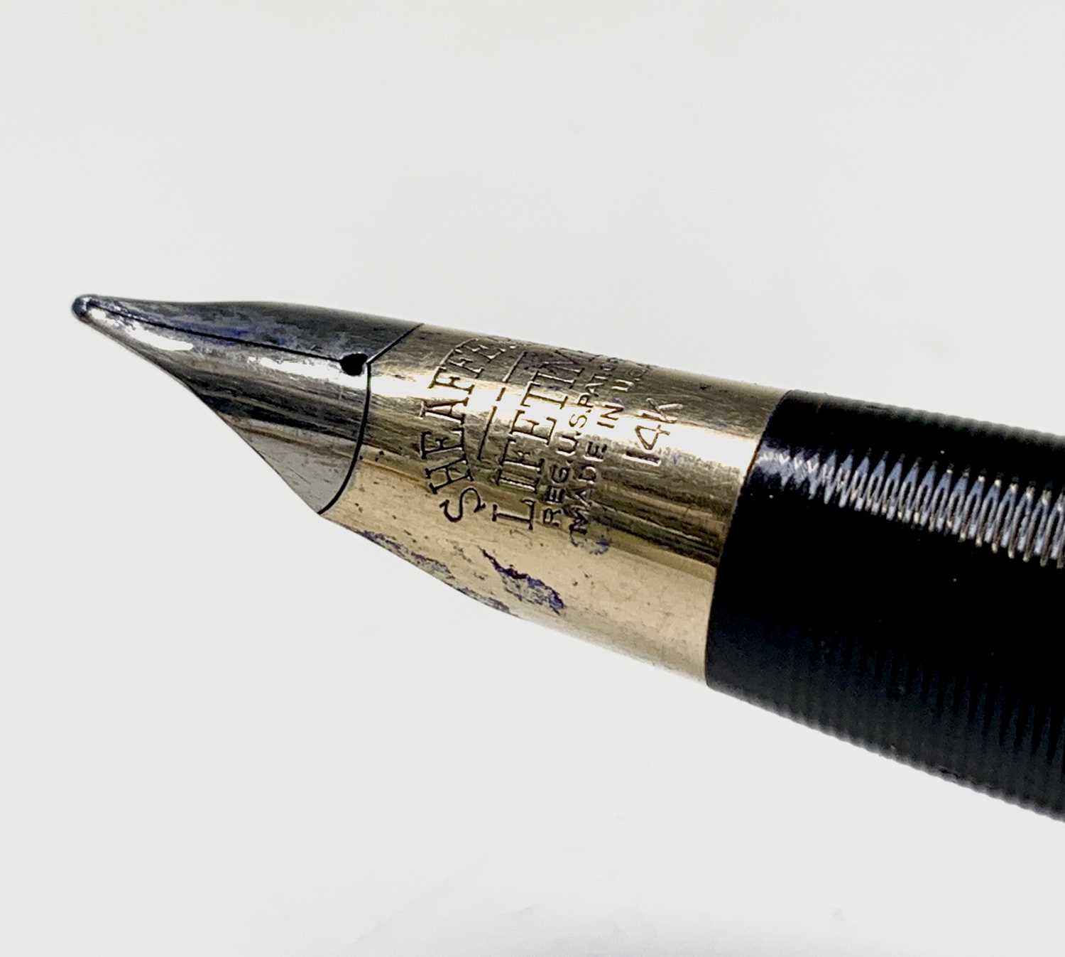 Lot 1200 A Sheaffer Snorkel Crest fountain pen with