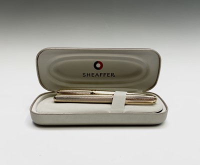 Lot 1213 - A Sheaffer gold plated Prelude Barlycorn...